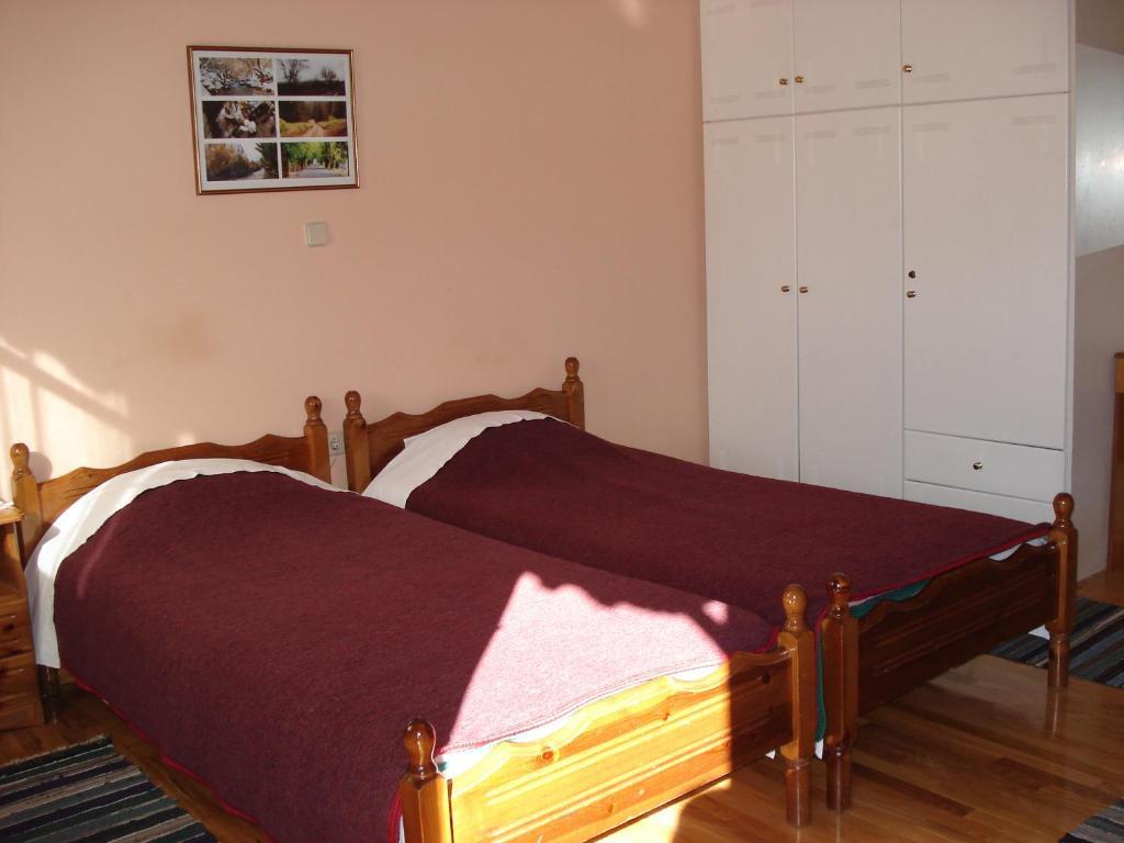 Hotel Zephyros Vitina Habitación foto