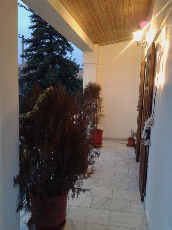 Hotel Zephyros Vitina Exterior foto